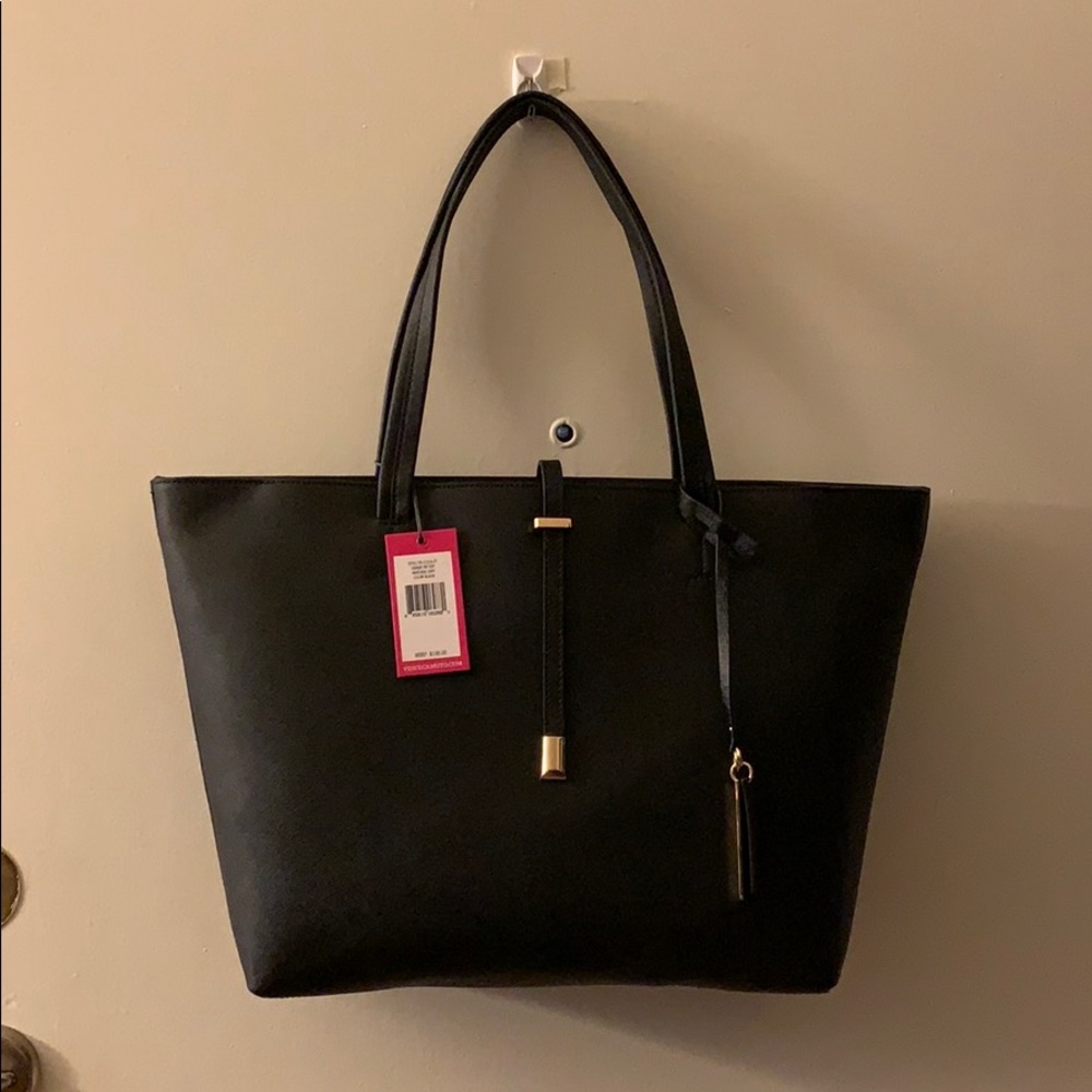 Vince Camuto Tote